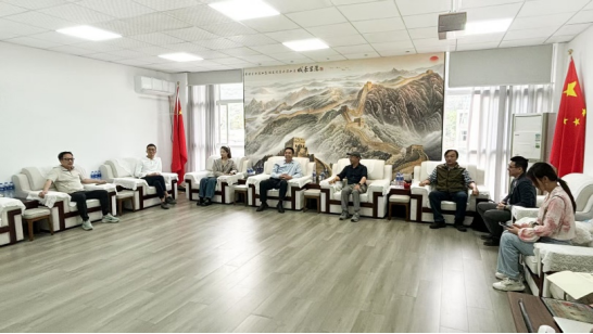 访企拓岗，校企合作——我院教师...